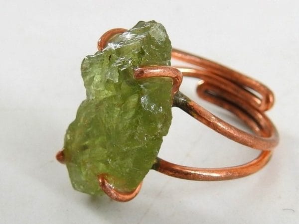 Copper Green Kyanite Ring ♡ : Healing Ring + Copper + Adjustable + Love + Growth + Clears Emotional Blockages - Image 4